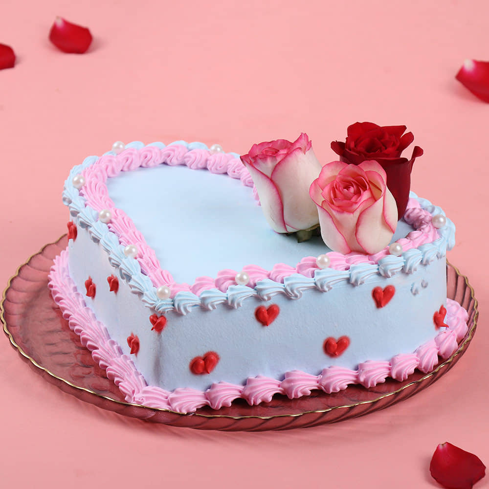 Blooming Hearts Valentine Cake Front View of Blooming Hearts Valentine Cake
