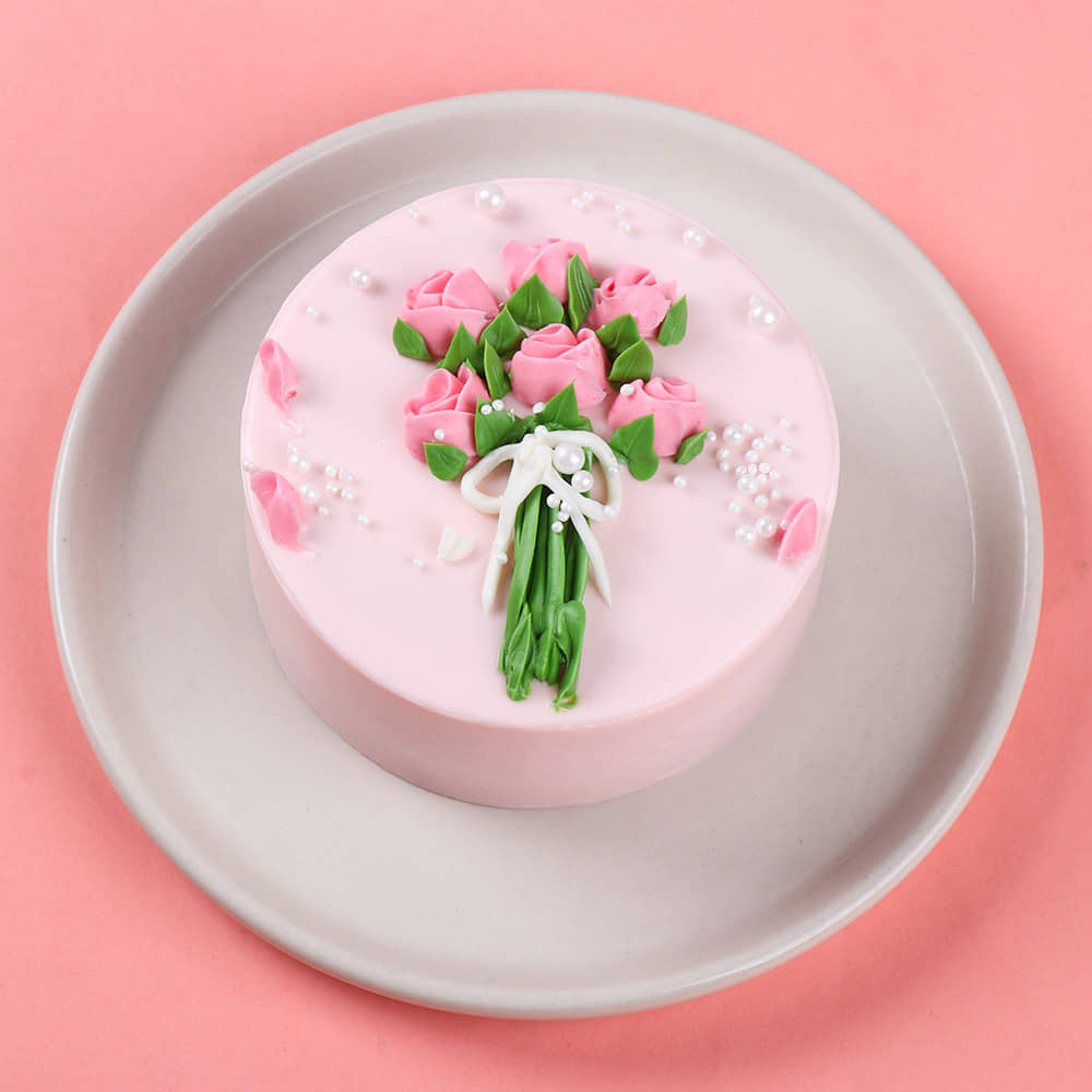 Blush Bouquet Bento Cake Top View of Blush Bouquet Bento Cake
