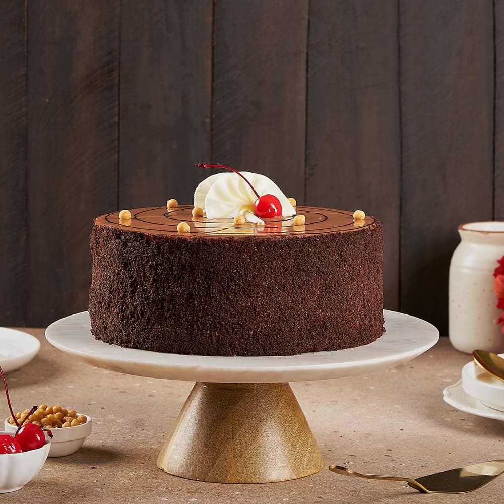 Front View of Round Shape Butterscotch Cake