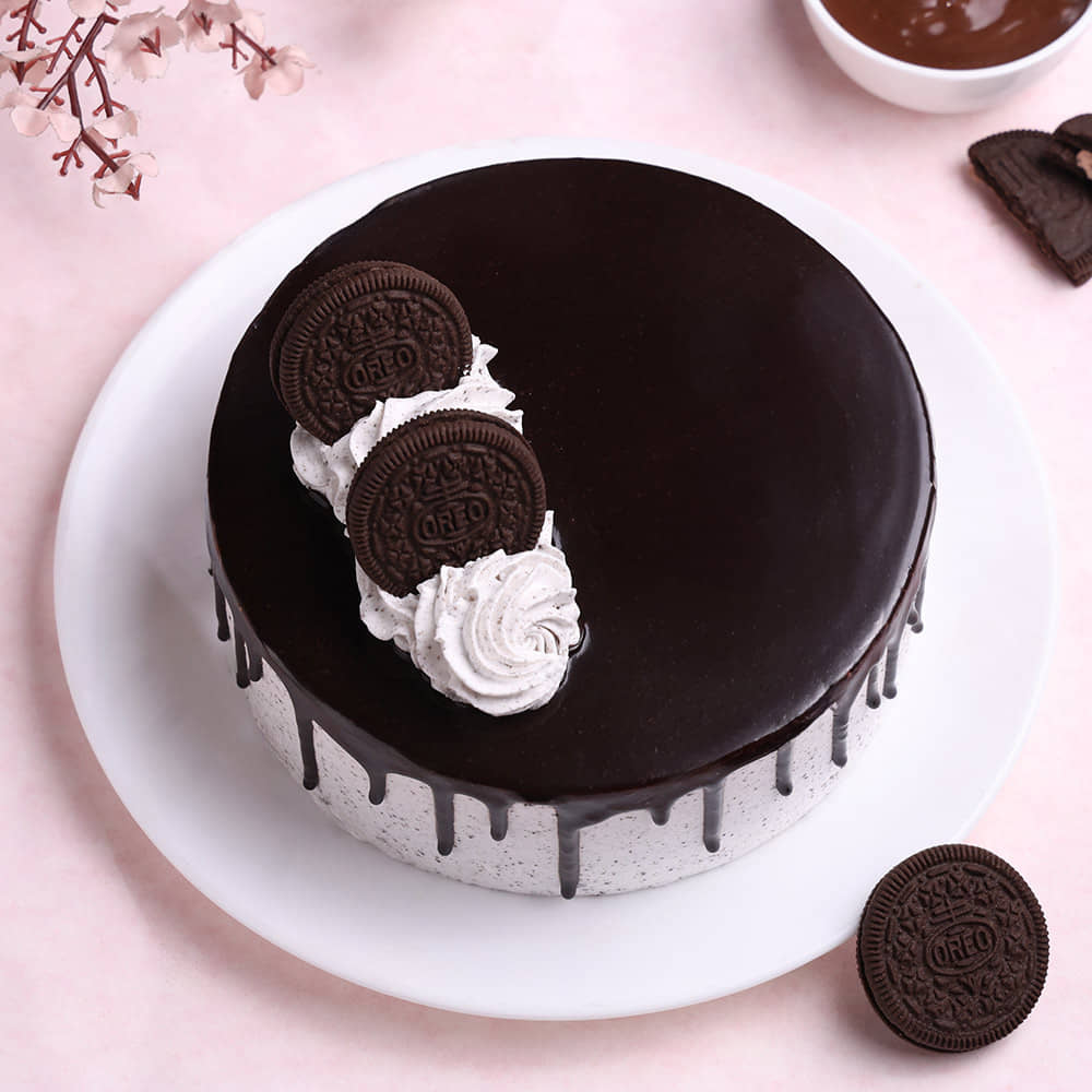 Choco Oreo Cake Top View of Choco Oreo Cake