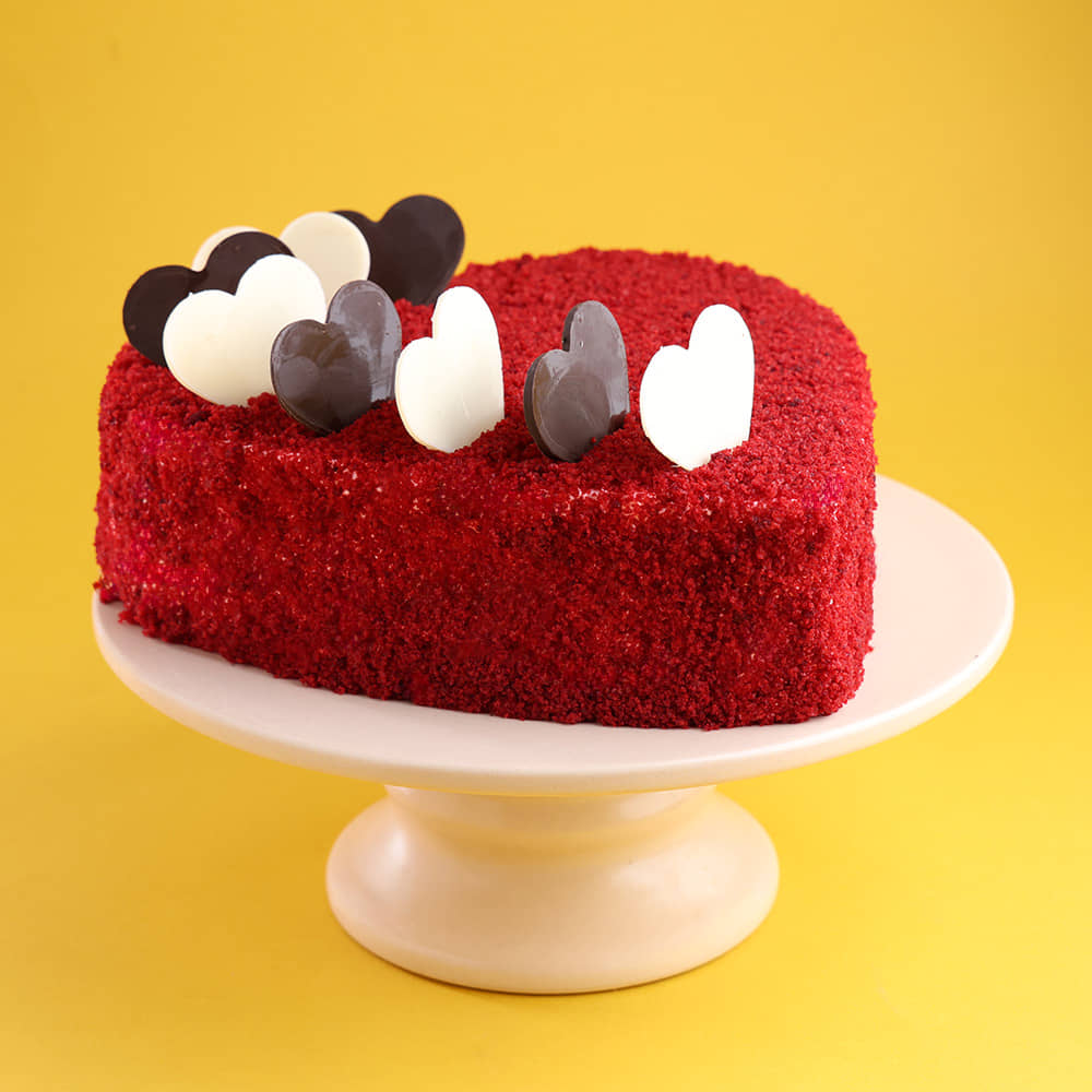 Red Velvet Heart Shape Cake Top View of Heart Shaped Red Velvet Cake