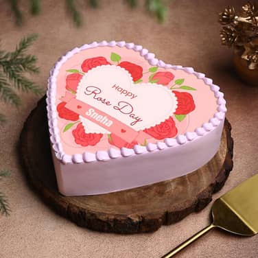 Heartfelt Rose Day Cake Heartfelt Rose Day Cake