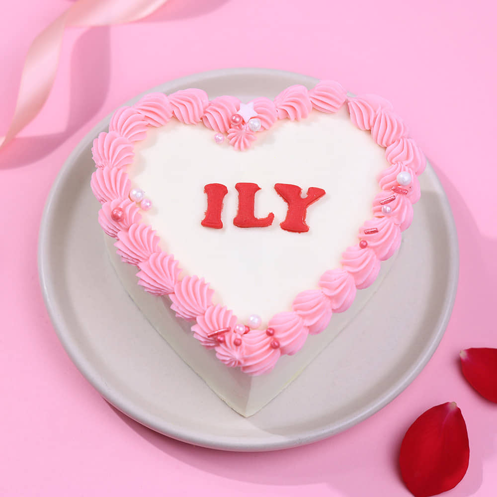 ILY Heart Bento Cake Top View of ILY Heart Bento Cake
