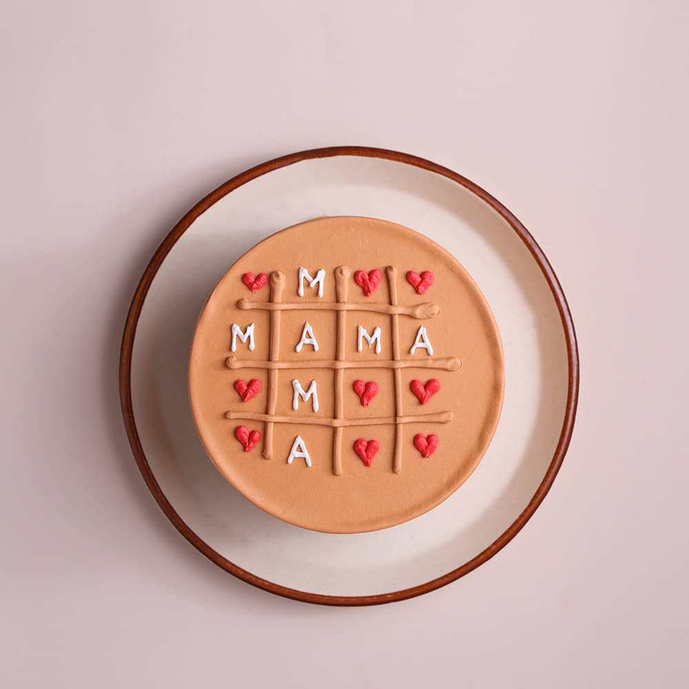 Top View of Mama Choco Bento Cake