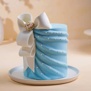Pearls N Drapes Theme Cake Pearls N Drapes Theme Cake