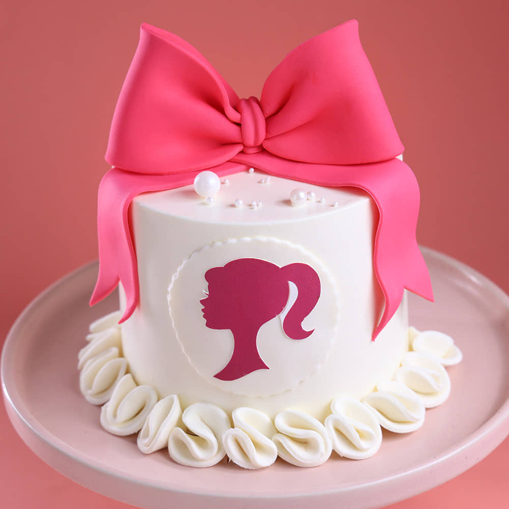 Front View of Pink Bow n Glamour Girl Cake