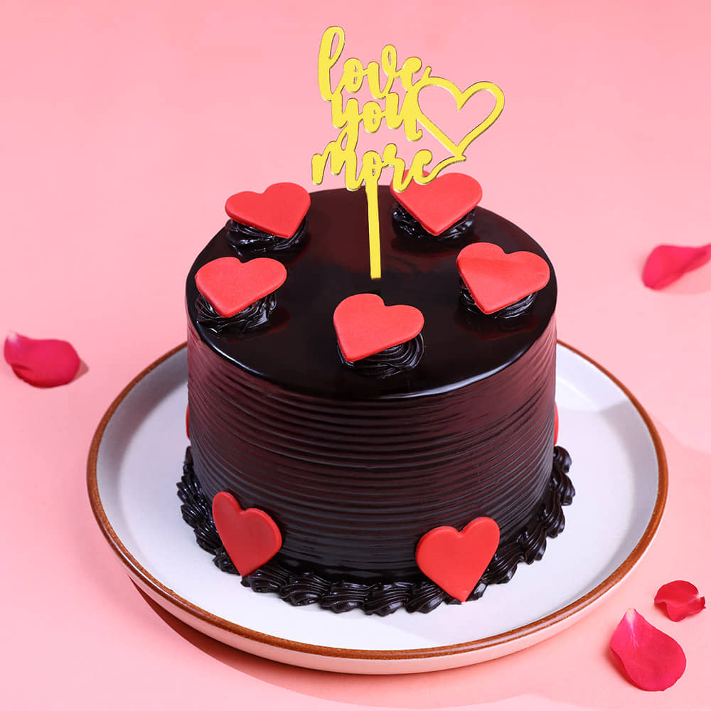 Front View of Round Chocolate Cake for Love