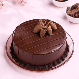 Velvet Chocolate Truffle Cake