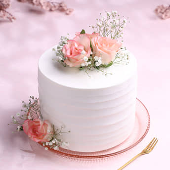 Vanilla Rose Cake 