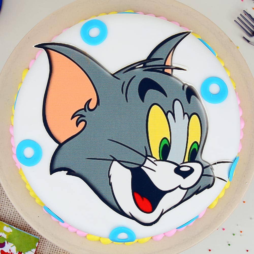 Round Fondant Tom Cake