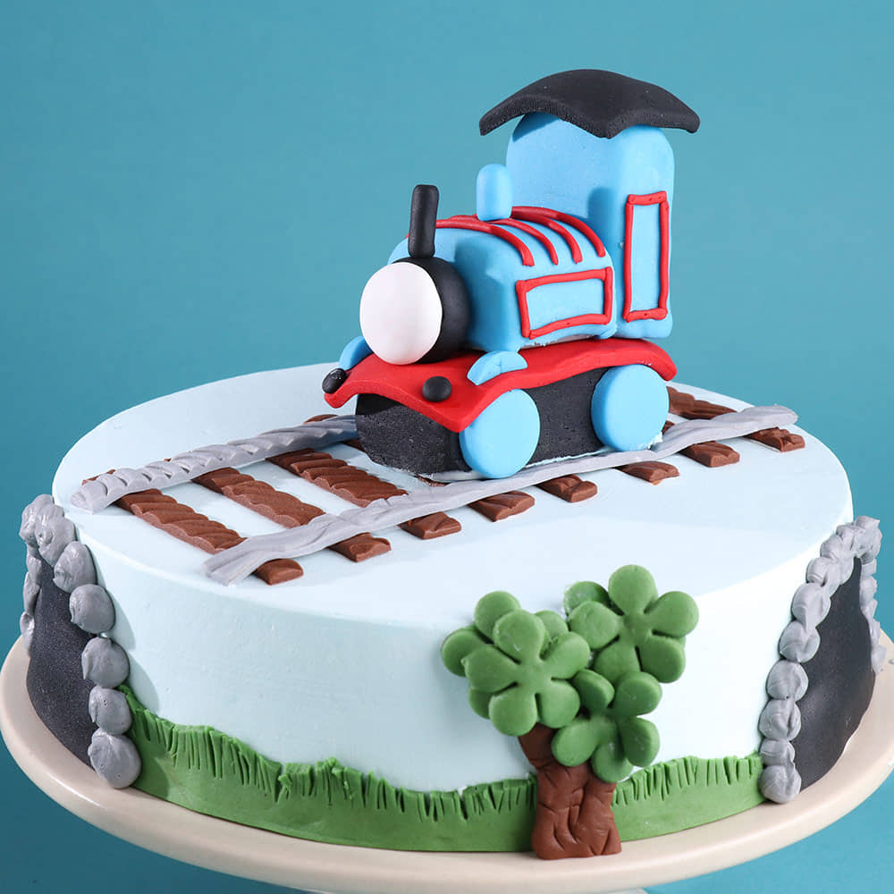 Side View Thomas Train Fun Track Cake
