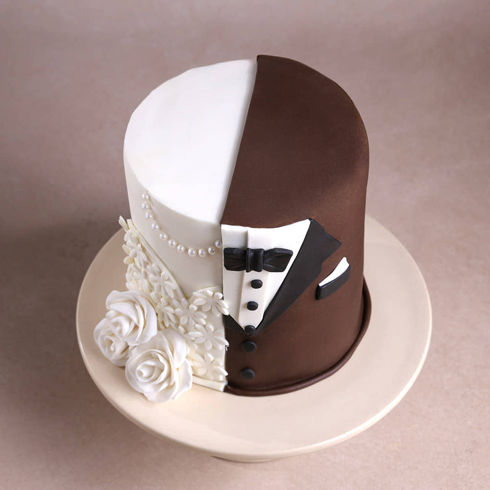 Tuxedo N Gown Anniversary Cake Front View of Tuxedo N Gown Anniversary Cake