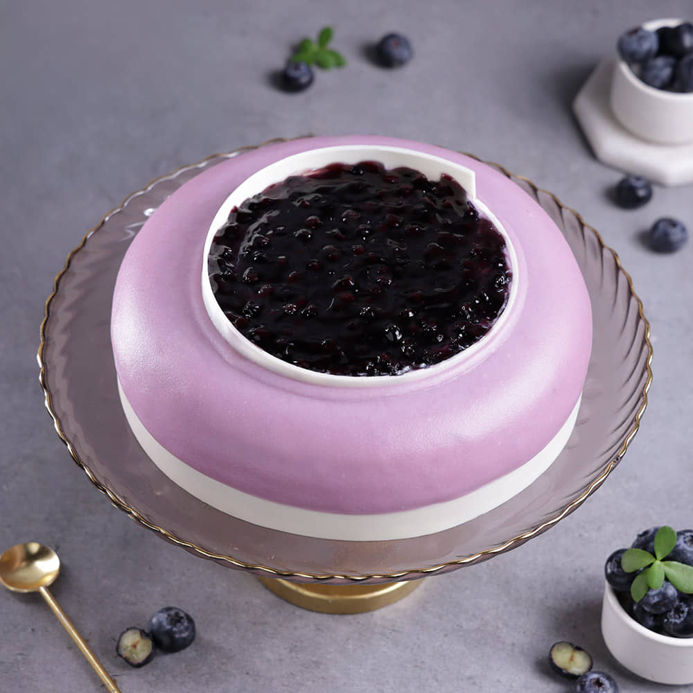 Top View of Vanilla Blueberry Cake