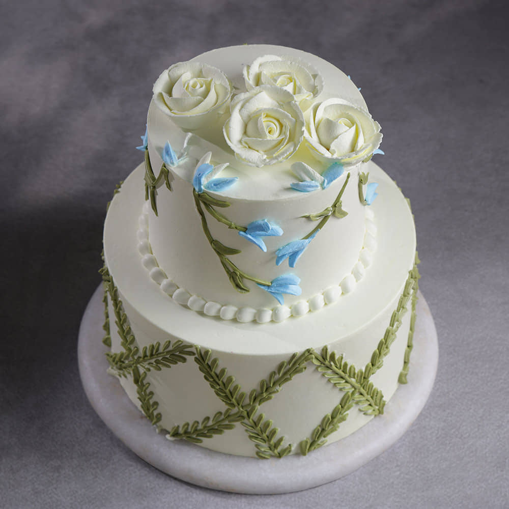 White Roses Floral Cake Side View of White Roses Floral Cake